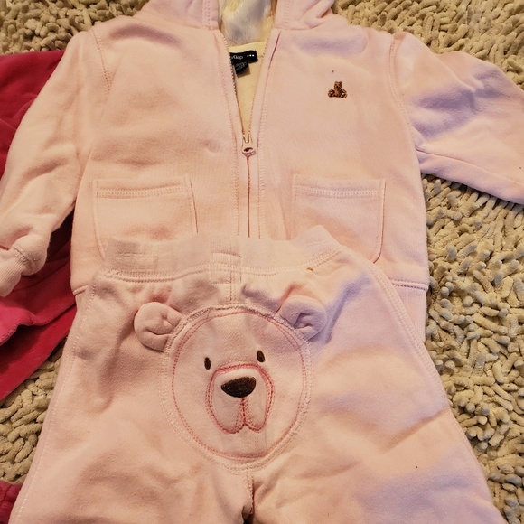 Disney and Baby Gap 2 piece, Leather Slippers 6-12 - Picture 3 of 3